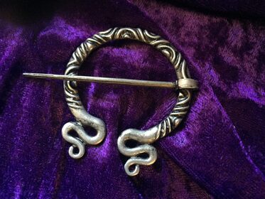 Witches Cloak Pin - Celtic Torc