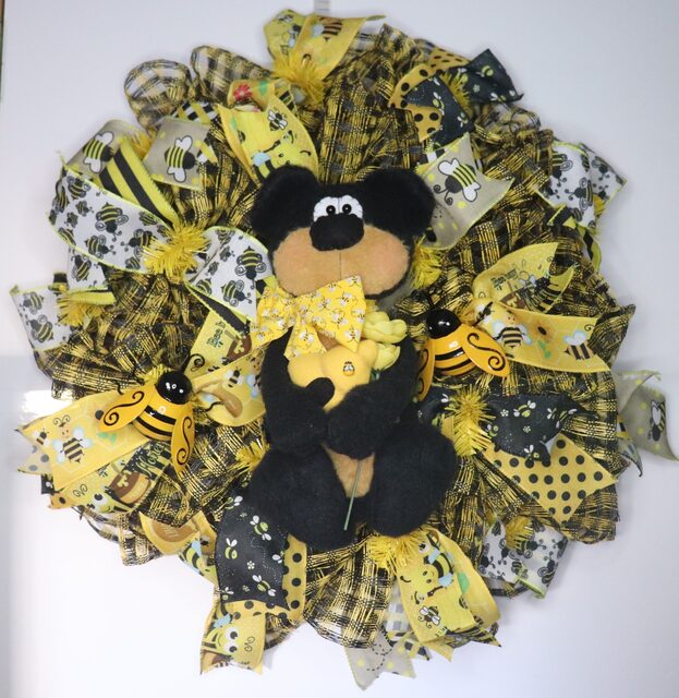 deco mesh, wreath, bee, bear, yellow, black